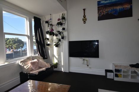 Photo of property in 41u6 Home Street, Mount Victoria, Wellington, 6011