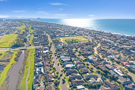Photo of property in 6 Golden Courie Close, Papamoa Beach, Papamoa, 3118