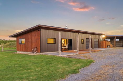 Photo of property in 1591 Thongcaster Road, Burnt Hill, Oxford, 7495