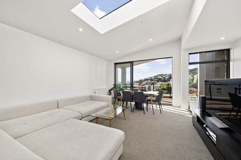 Photo of property in 18u2 Oriental Terrace, Oriental Bay, Wellington, 6011
