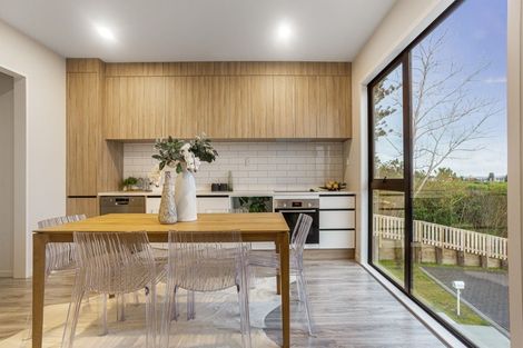 Photo of property in 13 Impatiens Lane, Massey, Auckland, 0614