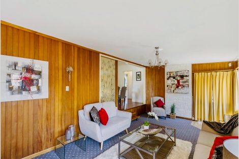 Photo of property in 14 Evans Road, Weymouth, Auckland, 2103