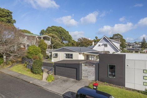 Photo of property in 14 Rainsford Street, Moturoa, New Plymouth, 4310