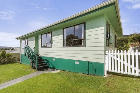 Photo of property in 23 Nassau Avenue, Grenada North, Wellington, 5028