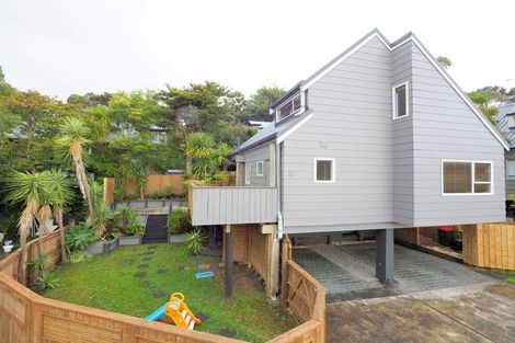 Photo of property in 2/99 Balmain Road, Birkenhead, Auckland, 0626