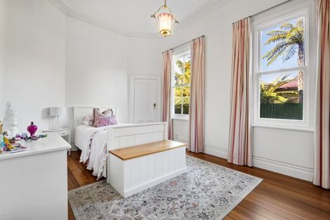 Photo of property in 46 Tainui Road, Devonport, Auckland, 0624