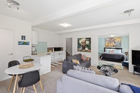 Photo of property in 9 Mark Williams Place, Clevedon, Papakura, 2582