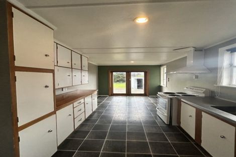 Photo of property in 641 Featherston Street, Roslyn, Palmerston North, 4414