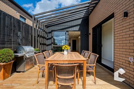 Photo of property in 32 Paretao Street, Massey, 0614