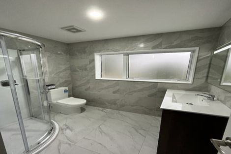 Photo of property in 28d Halberg Street, Glenfield, Auckland, 0629