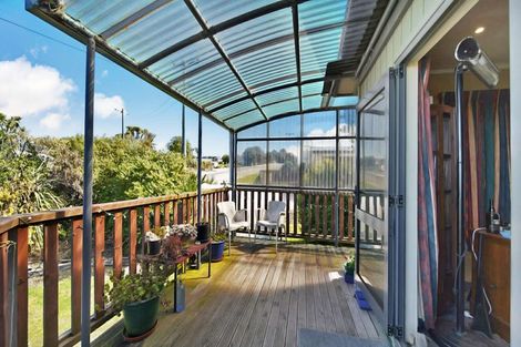 Photo of property in 28 Tarata Street, Kaka Point, Balclutha, 9271