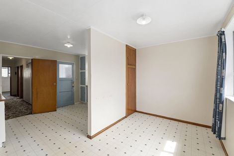 Photo of property in 62 Hinemoa Street, Levin, 5510