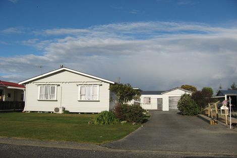 Photo of property in 132 Davie Street, Hokitika, 7810