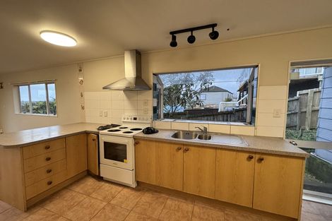 Photo of property in 26 Weldene Avenue, Glenfield, Auckland, 0629