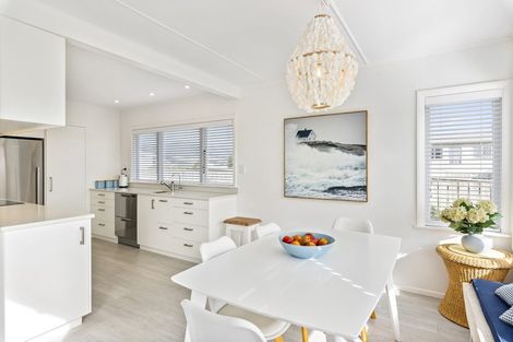 Photo of property in 64 Dixie Street, Te Horo Beach, Otaki, 5581