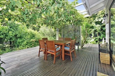 Photo of property in 14 Nettlingham Place, Te Puke, 3119