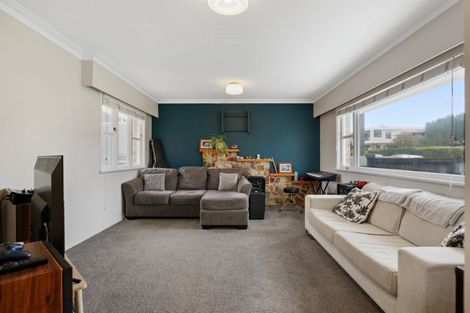 Photo of property in 95 Oceanview Road, Mount Maunganui, 3116