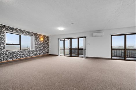 Photo of property in 12b Bronte Place, Whalers Gate, New Plymouth, 4310