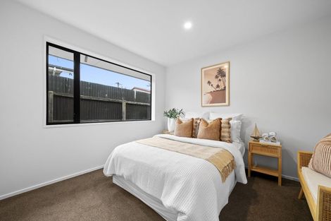 Photo of property in 1/152b Beach Road, North New Brighton, Christchurch, 8083