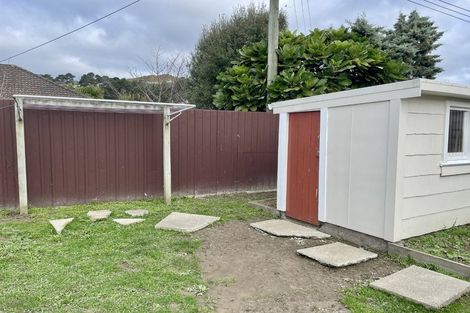Photo of property in 211 Cambridge Terrace, Naenae, Lower Hutt, 5011