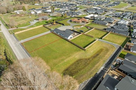 Photo of property in 37 Hawkins Road, Marshland, Christchurch, 8051