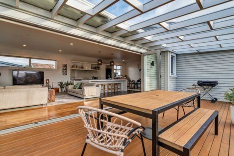Photo of property in 31 Newton Street, Fitzroy, New Plymouth, 4312