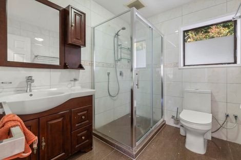 Photo of property in 70 Manuroa Road, Takanini, 2112