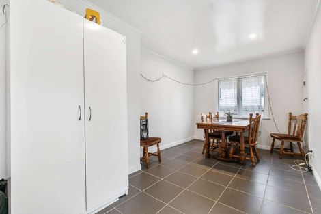 Photo of property in 51 Hallberry Road, Mangere East, Auckland, 2024