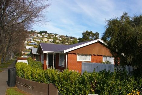 Photo of property in 2 Holliss Avenue, Cashmere, Christchurch, 8022