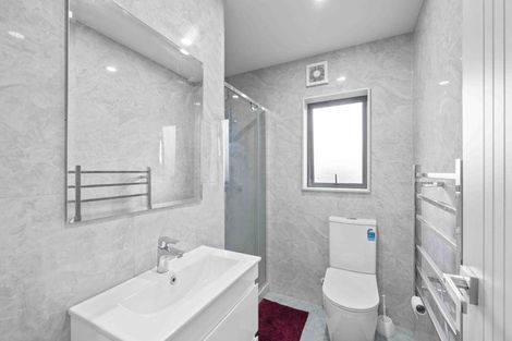 Photo of property in 102a Fitzroy Street, Papatoetoe, Auckland, 2104