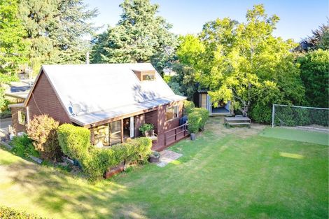 Photo of property in 21 Kowhai Drive, Wanaka, 9305