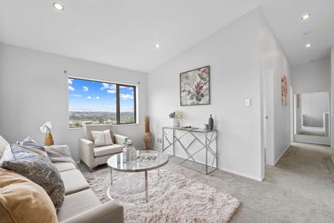 Photo of property in 2 Dhaka Lane, Ranui, Auckland, 0612