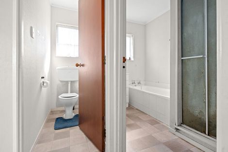 Photo of property in 2a Saint Lukes Place, Bader, Hamilton, 3206