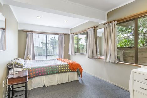 Photo of property in 70 Tiri Road, Manly, Whangaparaoa, 0930