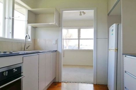 Photo of property in 1/31 Becroft Drive, Forrest Hill, Auckland, 0620