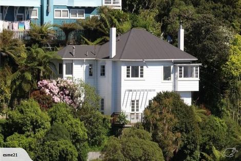 Photo of property in 5 Thorby Street, Northland, Wellington, 6012