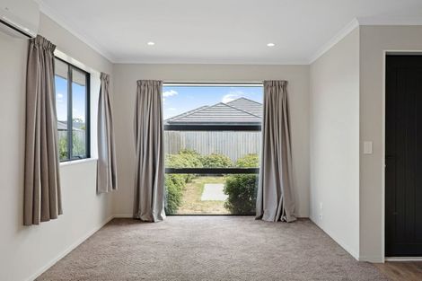 Photo of property in 38 Nicolau Avenue, Rolleston, 7615