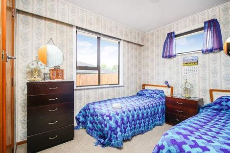 Photo of property in 25 Cutler Street, New Lynn, Auckland, 0600