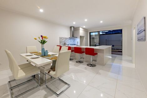 Photo of property in 14 Rere Close, Takanini, 2112