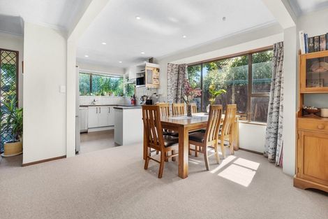 Photo of property in 27a Lancewood Drive, Halswell, Christchurch, 8025