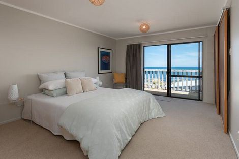 Photo of property in 12/410 The Esplanade, Island Bay, Wellington, 6023