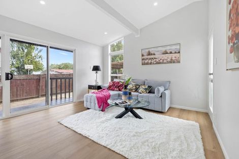 Photo of property in 49 Moncrieff Avenue, Clendon Park, Auckland, 2103