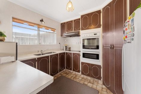 Photo of property in 1/81 Tukapa Street, Westown, New Plymouth, 4310