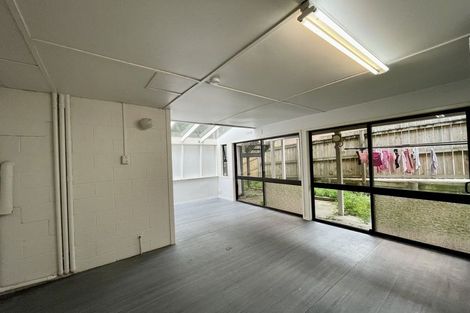 Photo of property in 42b Hogans Road, Glenfield, Auckland, 0629