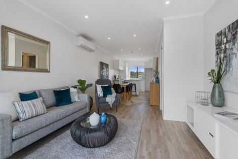 Photo of property in 60 Te Napi Drive, Takanini, 2112