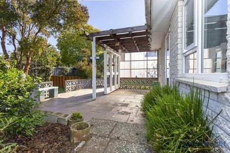 Photo of property in 2/223 Queenspark Drive, Parklands, Christchurch, 8083
