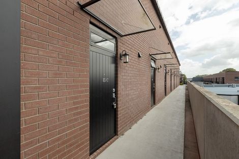 Photo of property in 103/2u Village Quarter Lane, Frankton, Hamilton, 3204
