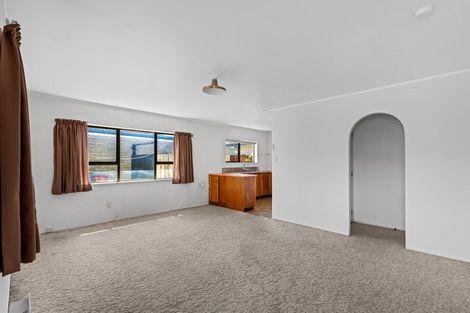Photo of property in 1/3 Manuka Street, Orewa, 0931