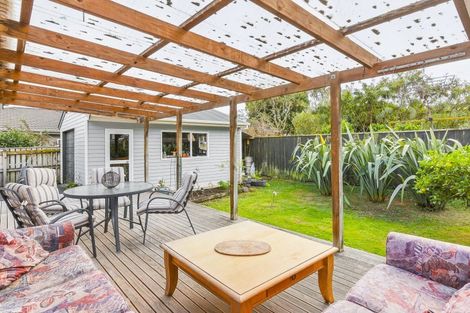 Photo of property in 31 Elizabeth Street, Waikanae, 5036