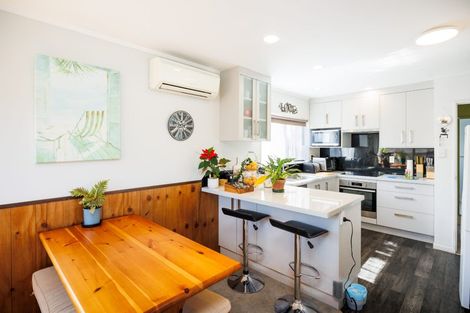 Photo of property in 85 Geraldine Crescent, Cloverlea, Palmerston North, 4412